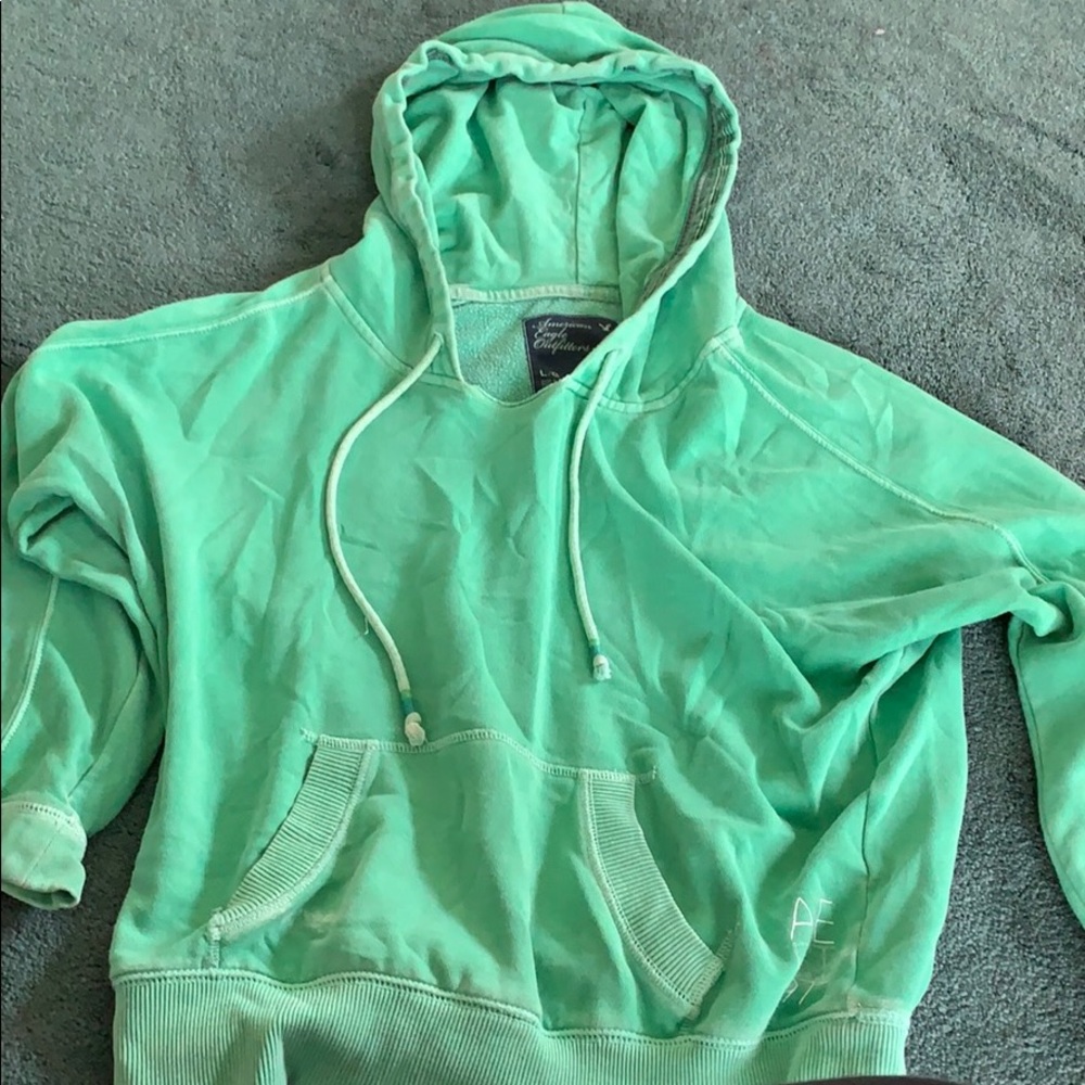 Sweatshirt